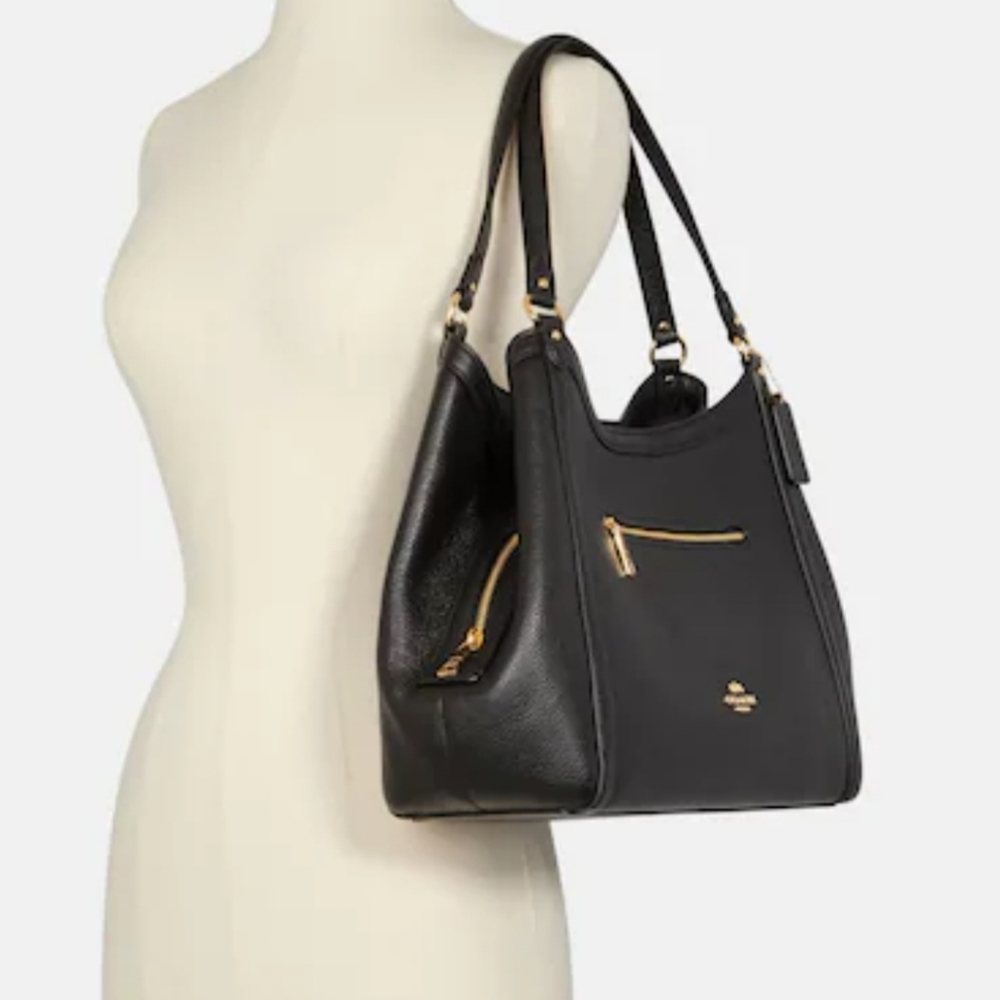 Kristy Shoulder Bag In Signature Canvas